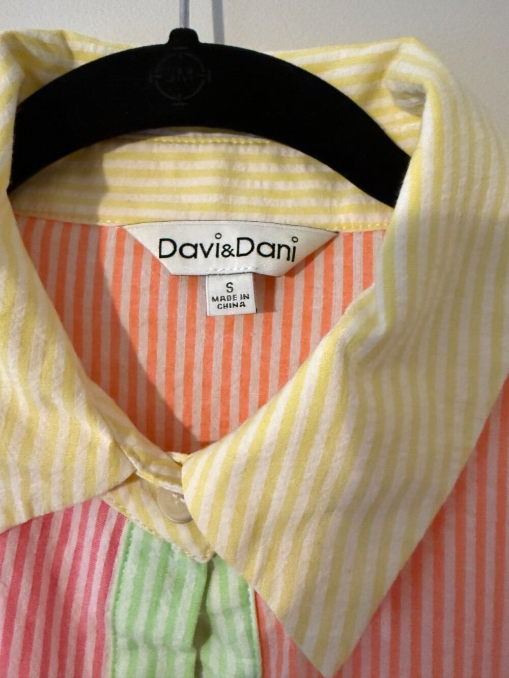Oversize bright seersucker shirt. - Picture 3 of 3